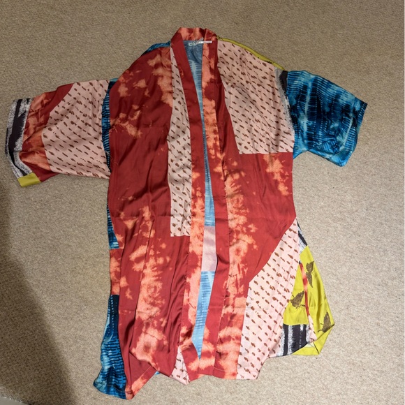 Colourful Kimono - Picture 1 of 2